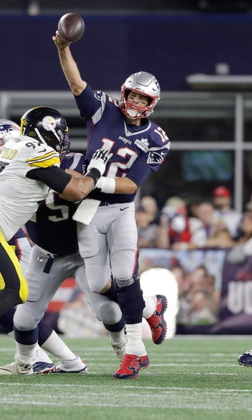 Brady starts his 20th season by beating Steelers 33-3